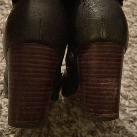 Cole Haan bootie. - Picture 4 of 5